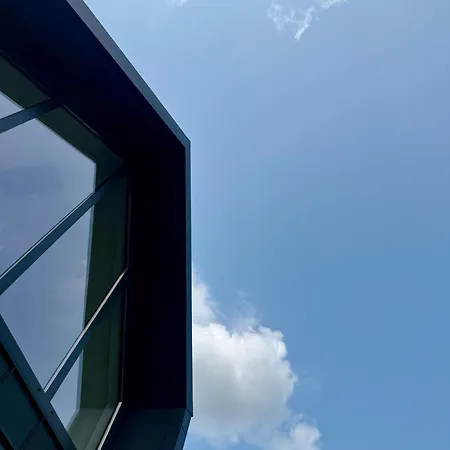 Dolina Slonca Obok Suntago - Nowoczesne Z Jacuzzi * Benenard