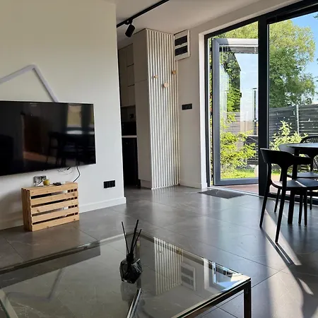 Dolina Slonca Obok Suntago - Nowoczesne Z Jacuzzi Benenard