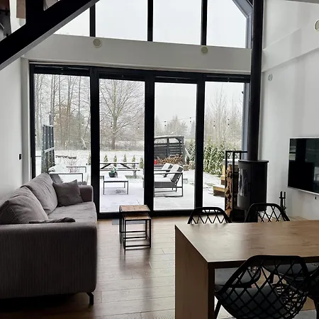 Nyaraló Dolina Slonca Obok Suntago - Nowoczesne Z Jacuzzi Benenard