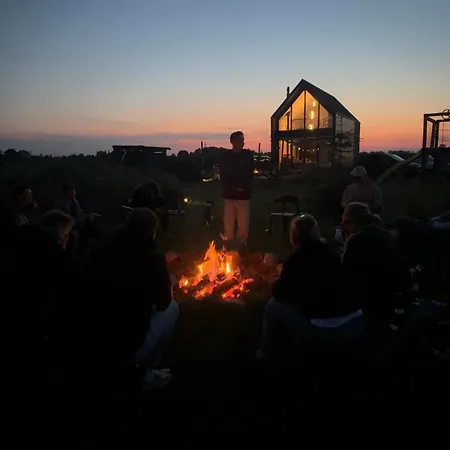 Dolina Slonca Obok Suntago - Nowoczesne Z Jacuzzi Feriehus