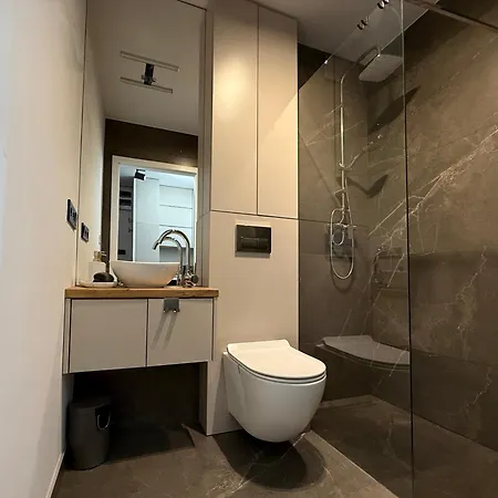 Будинок відпочинку Dolina Slonca Obok Suntago - Nowoczesne Z Jacuzzi Benenard