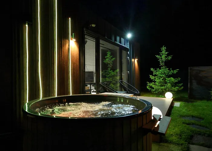 Dom wakacyjny Dolina Słońca Obok Suntago - Nowoczesne Z Jacuzzi